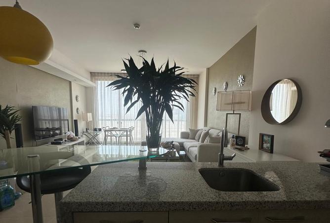 957300 - Property Image 3