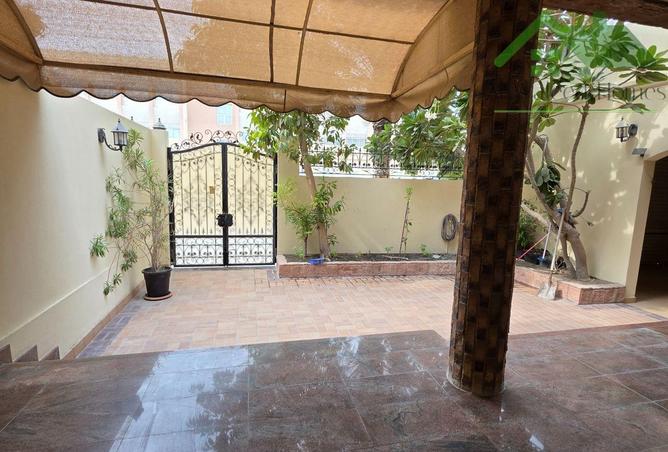 977608 - Property Image 3