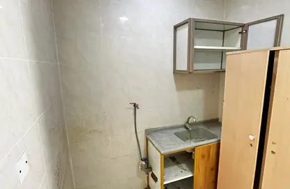 Apartment - 1 Bedroom - 1 Bathroom for rent in Um Al Hasam - Manama - Capital Governorate