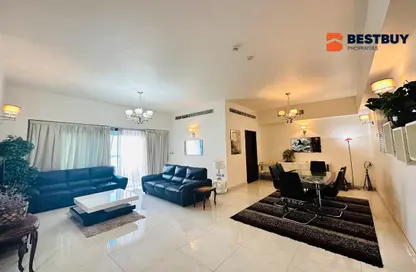Apartment - 2 Bedrooms - 2 Bathrooms for rent in Al Juffair - Capital Governorate