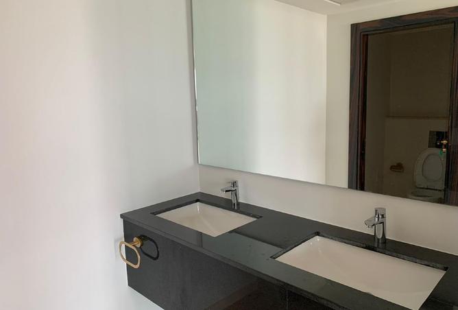 979718 - Property Image 2