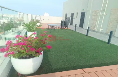 Garden image for: Apartment - 2 Bedrooms - 2 Bathrooms for rent in Mahooz - Manama - Capital Governorate, Image 1