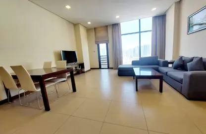 Apartment - 2 Bedrooms - 2 Bathrooms for rent in Al Juffair - Capital Governorate