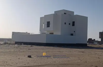 Villa - 5 Bedrooms - 5 Bathrooms for sale in Askar - Southern Governorate