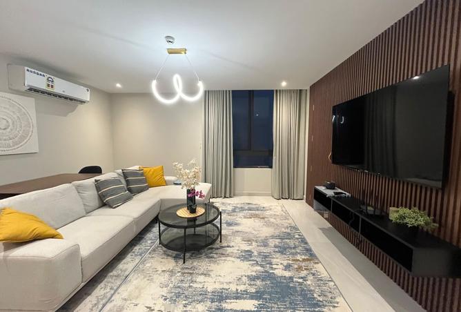 967310 - Property Image 2