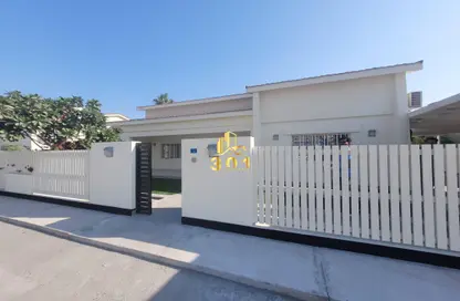 Villa - 3 Bedrooms - 4 Bathrooms for rent in Zinj - Manama - Capital Governorate