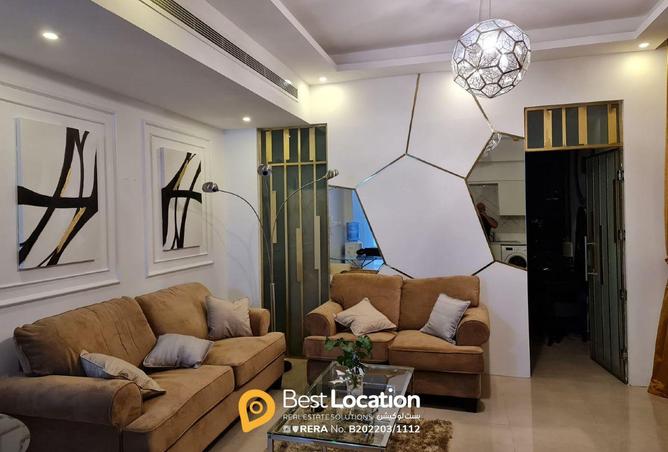 989362 - Property Image 2