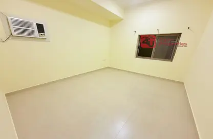 Apartment - 2 Bedrooms - 1 Bathroom for rent in Segaya - Manama - Capital Governorate