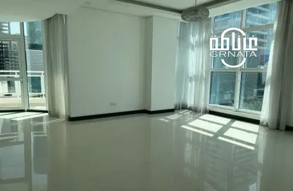 Empty Room image for: Office Space - Studio - 3 Bathrooms for rent in Seef - Capital Governorate, Image 1