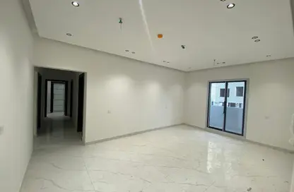 Apartment - 4 Bedrooms - 4 Bathrooms for sale in Hidd - Muharraq Governorate