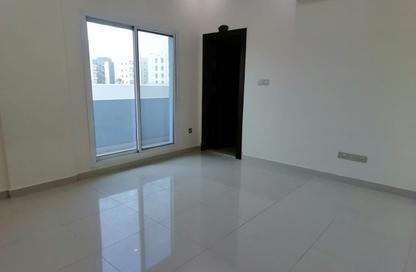 Apartment - 3 Bedrooms - 5 Bathrooms for rent in Hidd - Muharraq Governorate