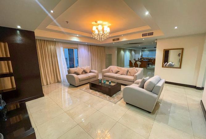 976064 - Property Image 3