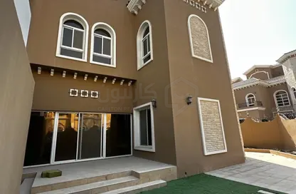 فيلا - 4 غرف نوم - 4 حمامات للبيع في الجنبية - المحافظة الشمالية