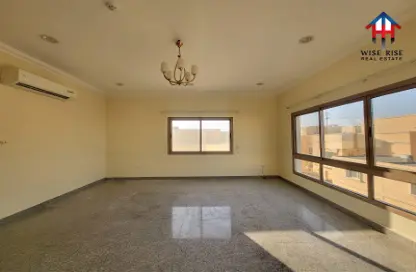 Apartment - 2 Bedrooms - 2 Bathrooms for rent in Hidd - Muharraq Governorate