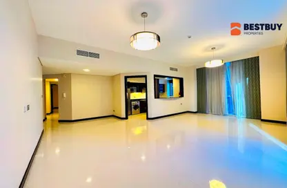 Apartment - 3 Bedrooms - 4 Bathrooms for rent in Al Juffair - Capital Governorate