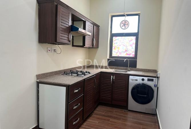 957933 - Property Main Image