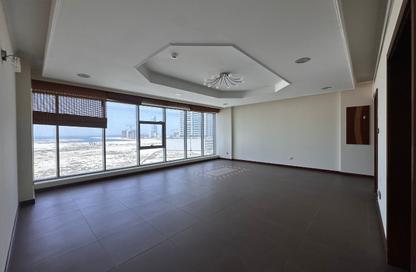 Office Space - Studio - 3 Bathrooms for rent in Seef - Capital Governorate