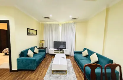Apartment - 2 Bedrooms - 2 Bathrooms for rent in Al Juffair - Capital Governorate