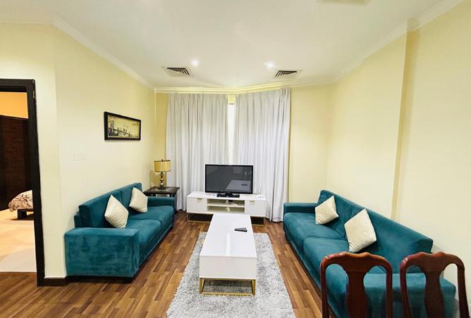 Apartment - 2 Bedrooms - 2 Bathrooms for rent in Al Juffair - Capital Governorate