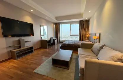 Apartment - Studio - 1 Bathroom for rent in Sanabis - Manama - Capital Governorate