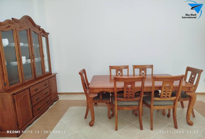 976732 - Property Image 3