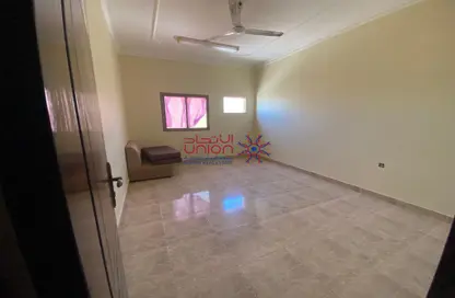 Empty Room image for: Apartment - 3 Bedrooms - 3 Bathrooms for rent in Malkiyah - Northern Governorate, Image 1