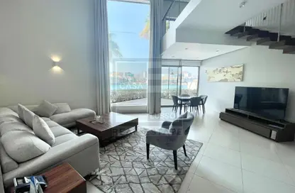 فيلا - 4 غرف نوم - 4 حمامات للايجار في شارع أمواج - أمواج - المحرق