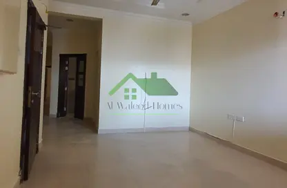 Apartment - 2 Bedrooms - 3 Bathrooms for rent in Hidd - Muharraq Governorate