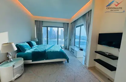 Apartment - 3 Bedrooms - 5 Bathrooms for rent in Reef Island - Capital Governorate
