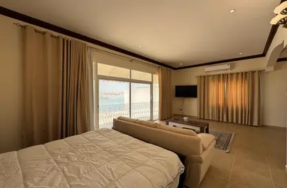 Villa - 5 Bedrooms - 4 Bathrooms for rent in Hidd - Muharraq Governorate