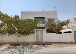 Villa - 4 bedrooms - 5 bathrooms for rent in Bu Kowarah - Riffa - Southern Governorate