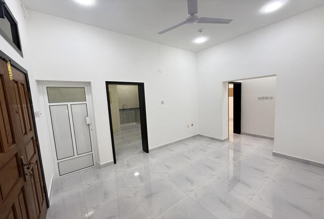 975873 - Property Image 2