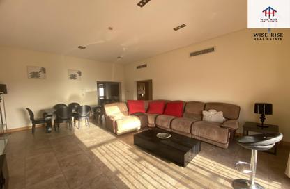 Apartment - 2 Bedrooms - 2 Bathrooms for rent in Um Al Hasam - Manama - Capital Governorate