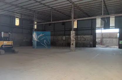 Warehouse - Studio - 2 Bathrooms for rent in Ras Zuwayed - Southern Governorate