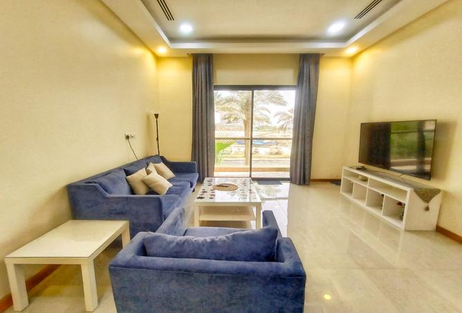 956597 - Property Image 2