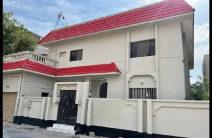 Villa - 7 Bedrooms - 6 Bathrooms for rent in Isa Town - Central Governorate