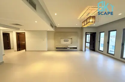 شقة - 3 غرف نوم - 3 حمامات للايجار في شارع أمواج - أمواج - المحرق