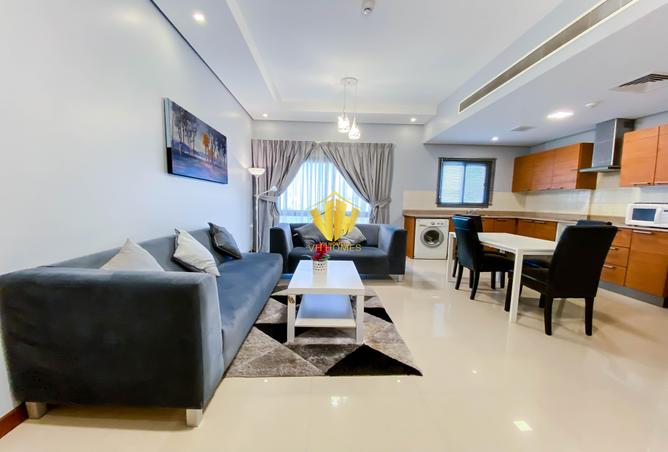 909721 - Property Image 2