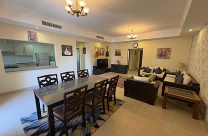 Apartment - 2 Bedrooms - 3 Bathrooms for rent in Al Juffair - Capital Governorate