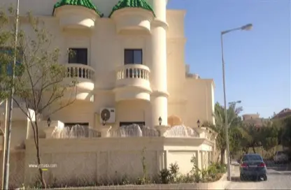 فيلا - 5 غرف نوم - 4 حمامات للبيع في الزنج - المنامة - محافظة العاصمة