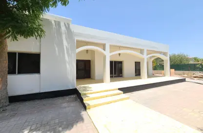 فيلا - 4 غرف نوم - 3 حمامات للايجار في سار - المحافظة الشمالية