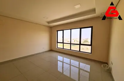 Empty Room image for: Apartment - 2 Bedrooms - 3 Bathrooms for rent in Al Bahair - Riffa - Southern Governorate, Image 1