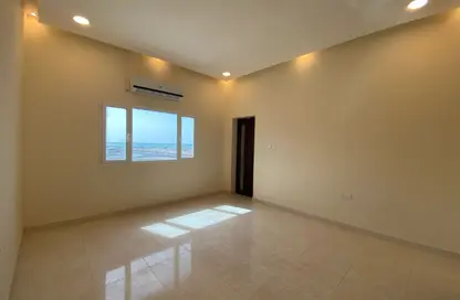 مكتب - استوديو - 3 حمامات للايجار في السيف - محافظة العاصمة