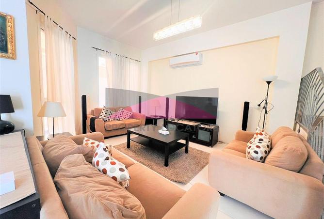 961076 - Property Image 2