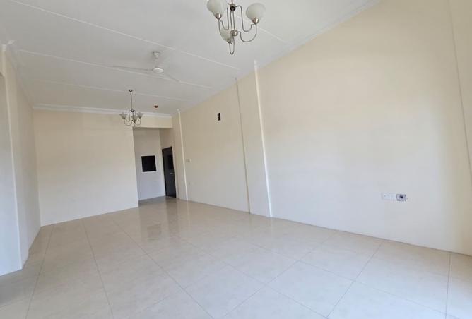 986789 - Property Image 3