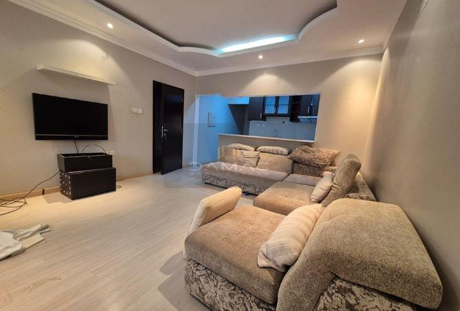 955413 - Property Image 2