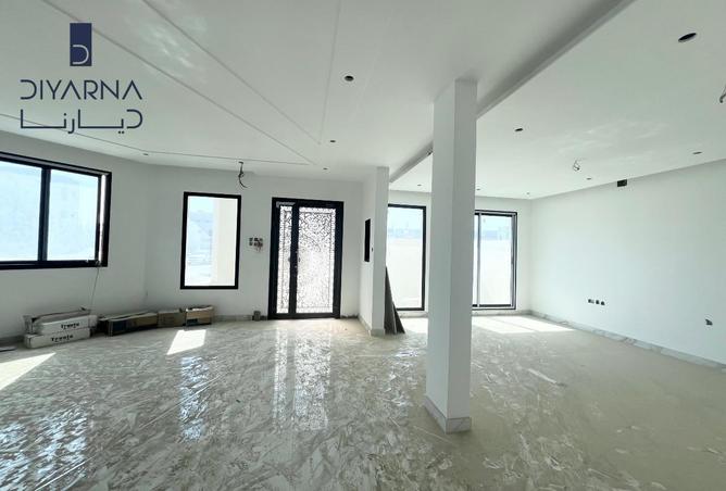 968465 - Property Image 2