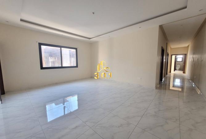 966289 - Property Image 3