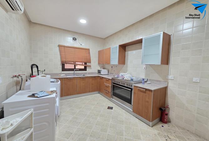 958712 - Property Image 2