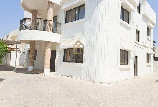 965535 - Property Image 2